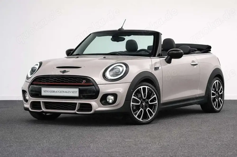MINI Cooper Cabrio JCW Trim Steptronic DSG LED Schein