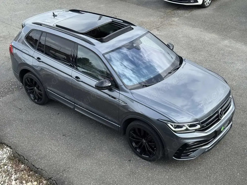 Volkswagen Tiguan Allspace R-Line 2.0 TSI AHK 7SITZ PANO IQ