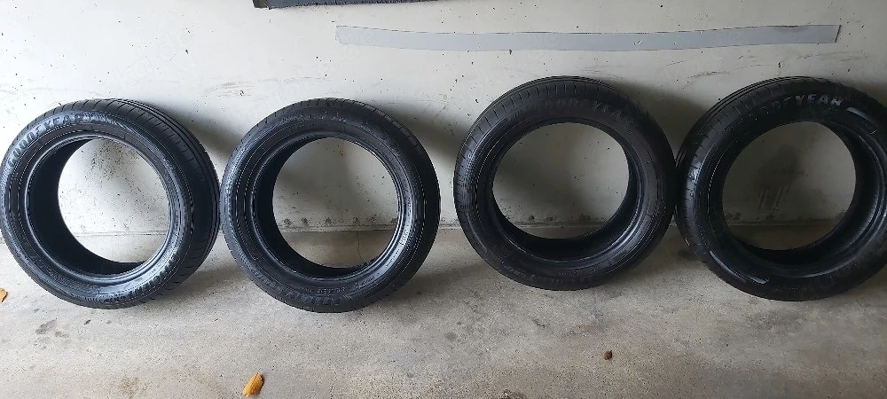 4x GoodYear 195 55R16 91V