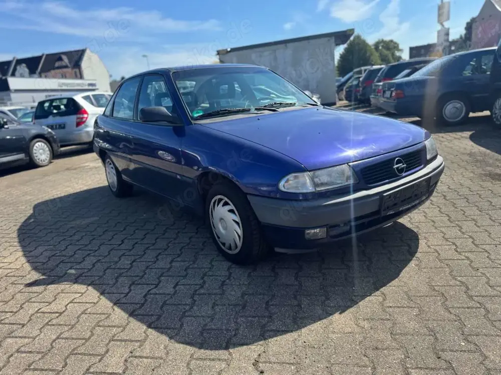 Opel Astra 1.6 Limosine Automatik Klima TÜV