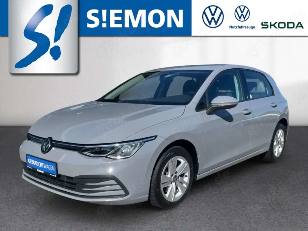 Volkswagen Golf 2.0 TDI DSG Life Navi AHK GJR