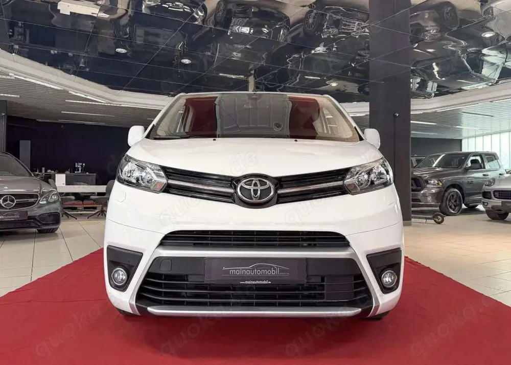 Toyota Others Proace L1 Shuttle Comfort 8Sitzer Flügeltüren