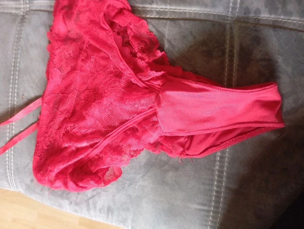 Tanga Slip rot Größe 44 Spitze 