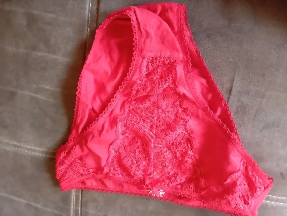 Slip Spitze rot Größe 44 getragen 