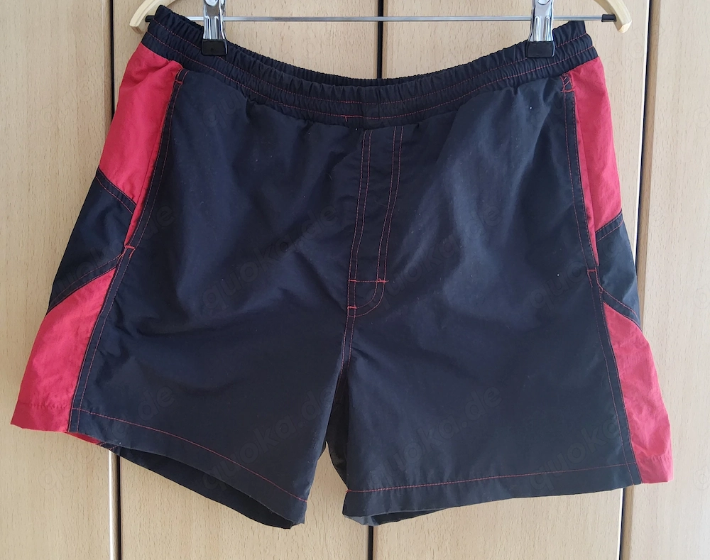 Lässige  Badehose  Badeshort  von  Watsons  -  schwarz - rot  -  M - 48 50
