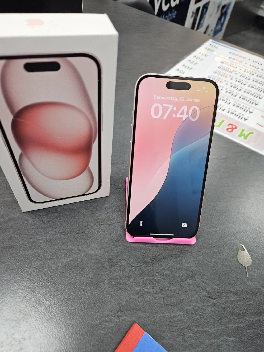 Apple iPhone 15 128GB pink mit verpakung 