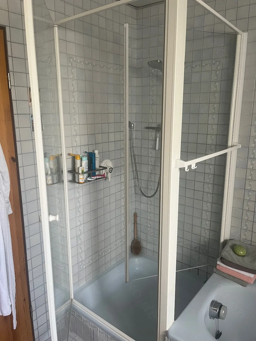 Duschabtrennung - beidseitig zu öffnen