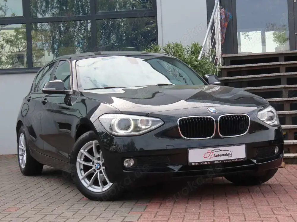 BMW 118 d 2.0 Limousine Schalter Leder Sitzheizung