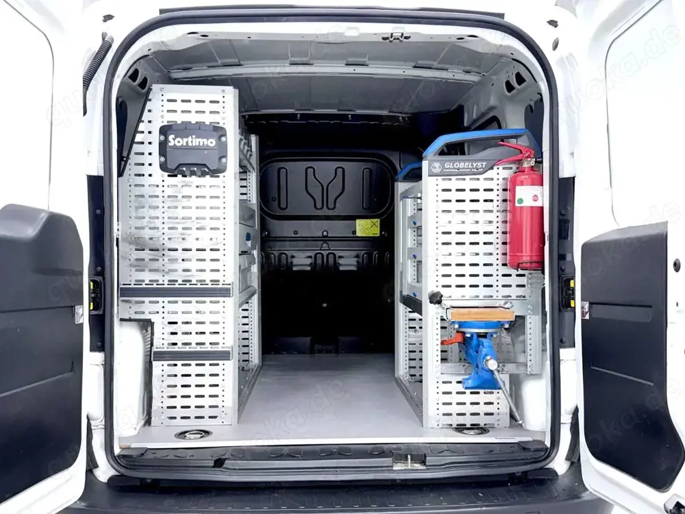 Opel Combo D Kasten L1H1 2,4t  * 2x REGALE * NAVI *