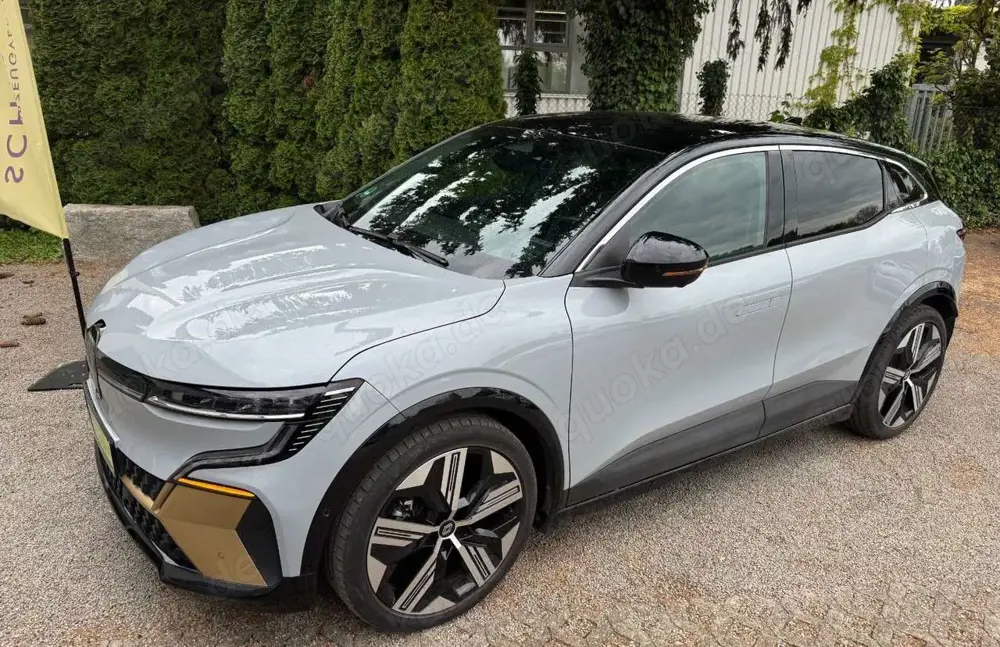Renault Megane E-Tech *Iconic*60KW-Akku*ACC*Kamera360*