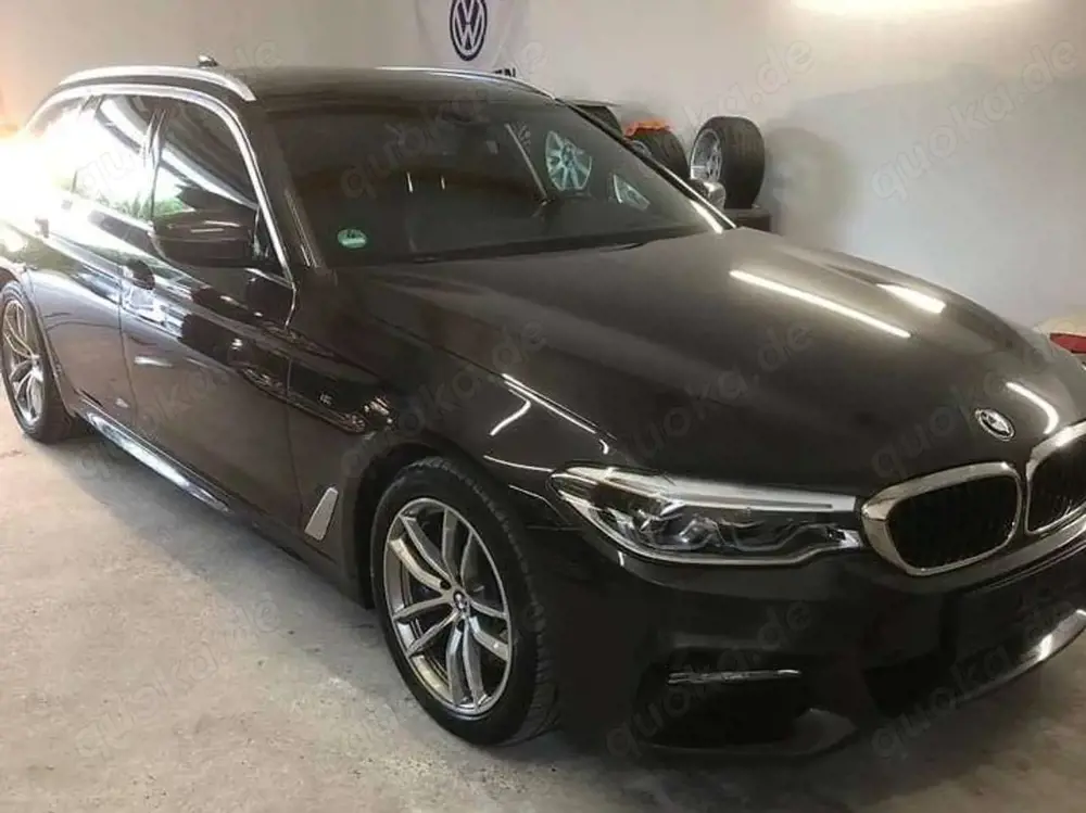 BMW 530 530d xDrive Touring Aut. Sport Line