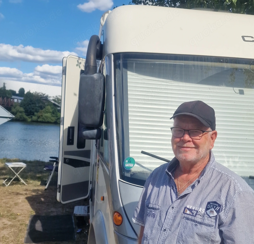Suche weibliche Reisebegleitung 