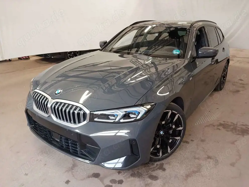 BMW 330 i xDrive Touring ab 1,99% eff. / M Paket Panorama