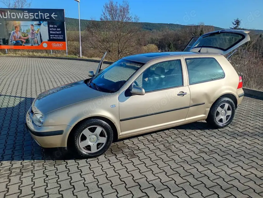 Volkswagen Golf 1.6 Automatik