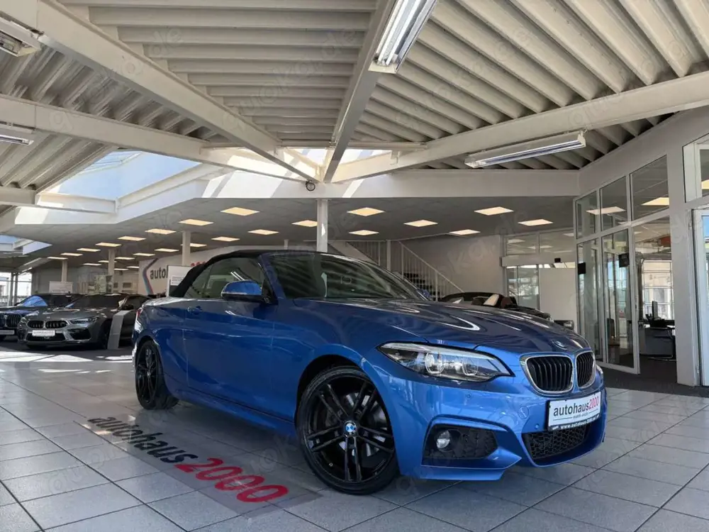 BMW 220 i Cabrio M Sportpaket LED/NAVI/MEMORY/PDC V-H