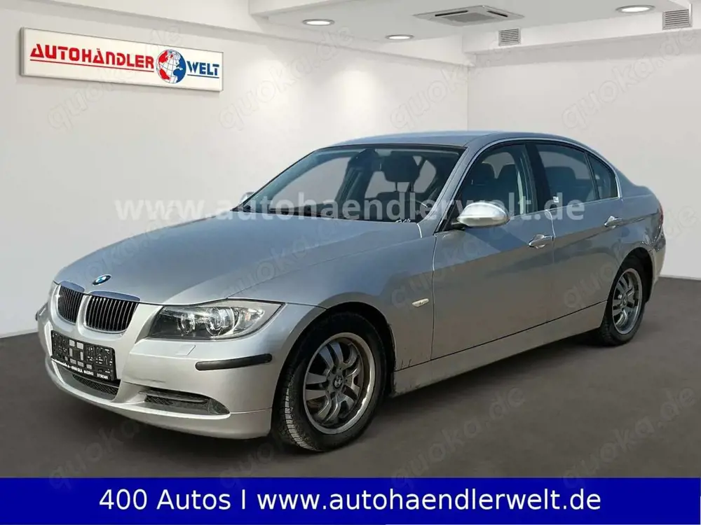 BMW 325 i E90 Lim. Leder Navi Automatik