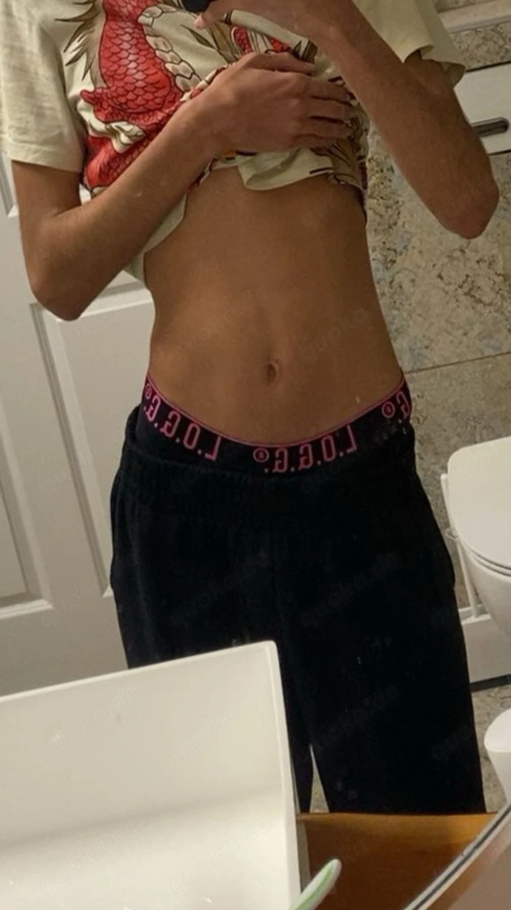 18+ Twink need money
