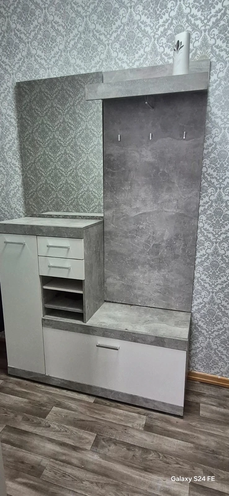 Schrank für Schuhe