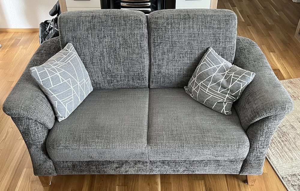 Neuwertiges Couchset (2x 2-Sitzer)