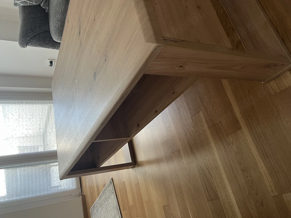 Neuwertiger Couchtisch