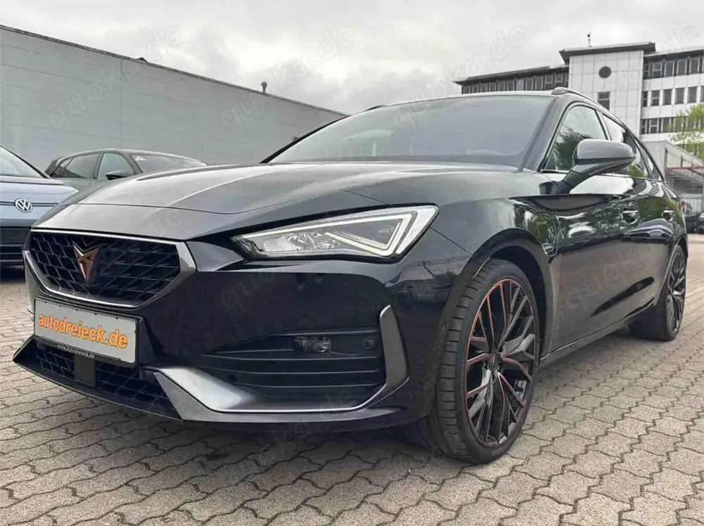 CUPRA Leon VZ e-Hybrid ACC SUPERSPORTLENKRAD KAMERA 19
