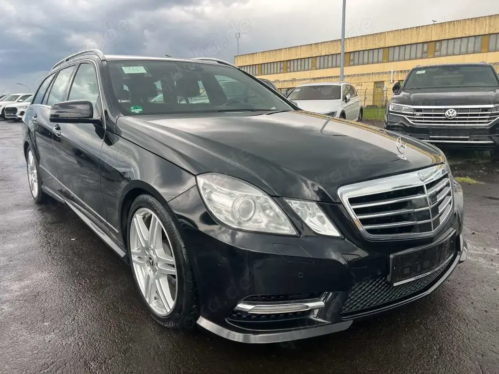 Mercedes-Benz E 350 E T-Modell AMG Pano Kamera Navi Xenon AHK