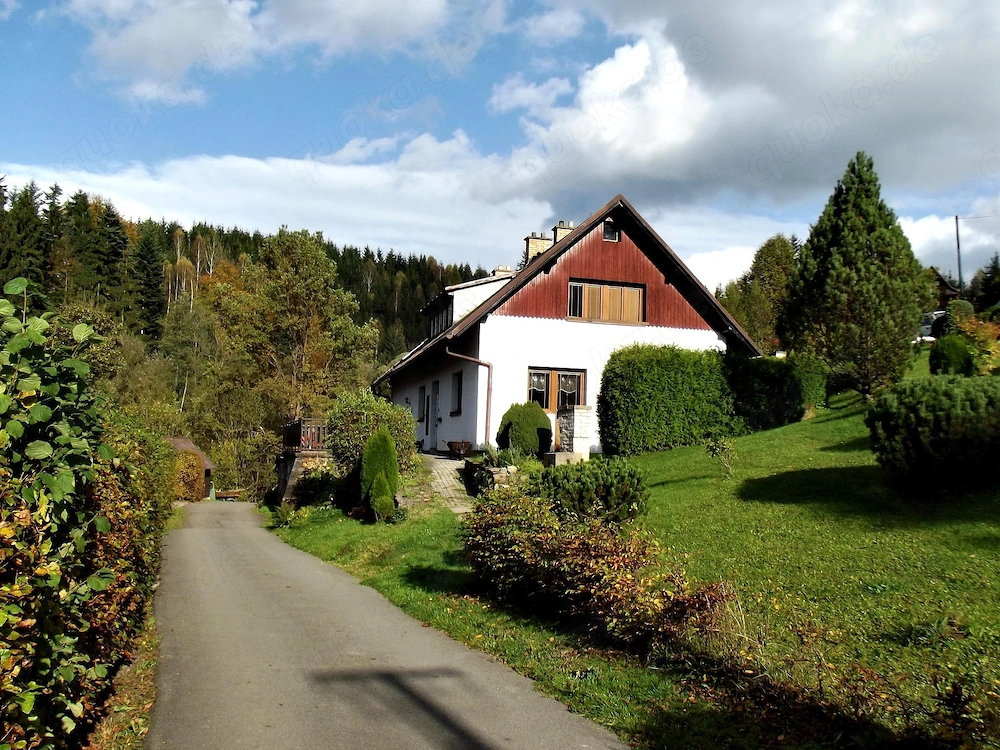 Haus im Grünen oder Bauernhof in absoluter Ruhe gesucht! Raum Karlsruhe Südpfalz
