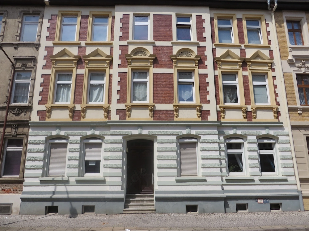 Lebendiges Stadtwohnen: 2-Zimmer-Wohnung in Dessau-Roßlau