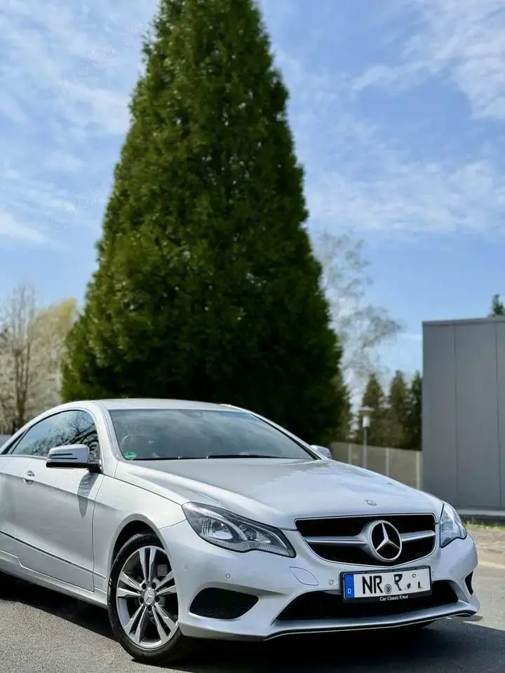 Mercedes-Benz E 200 Coupe