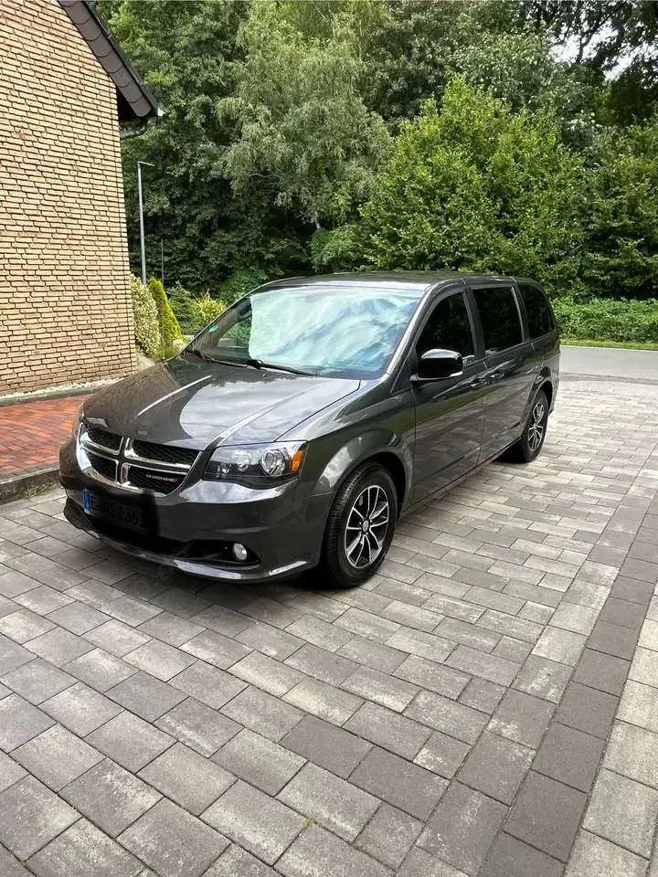 Dodge Grand Caravan