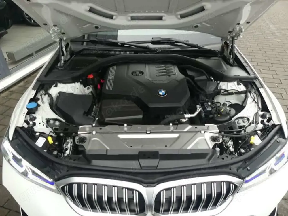 BMW 318 i Tour M Sportpak. AHK°ACC*Ad.LED°el.Sitze+M