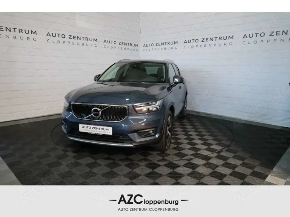 Volvo XC40 Momentum Pro 2WD T3 LED+Navi+Kamera+PDC+18''