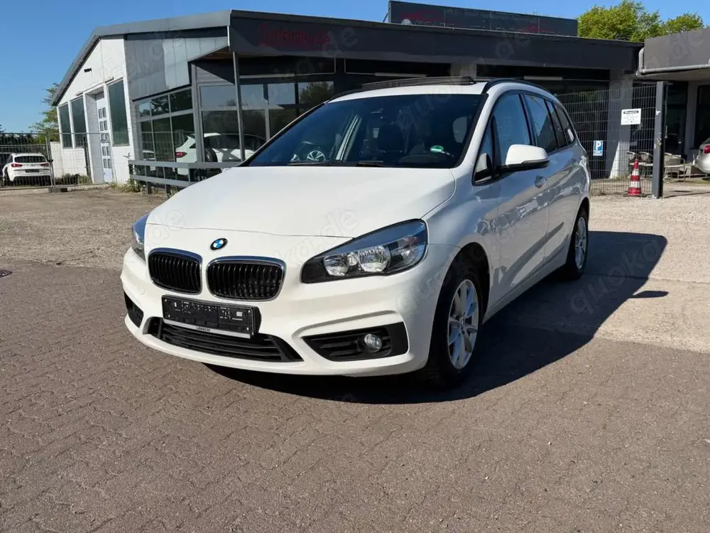 BMW 216