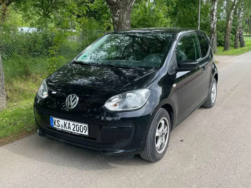 Volkswagen up! up! move up!