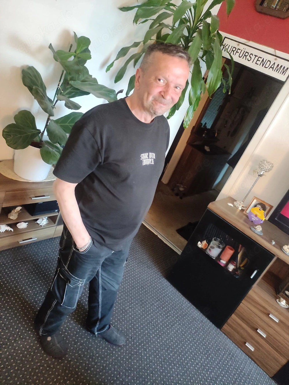 M sucht Frauenpaar 