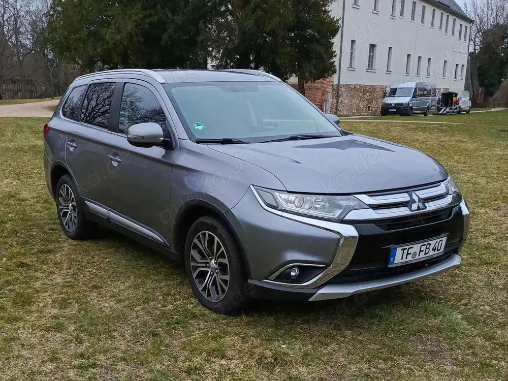Mitsubishi Outlander Outlander 2.2 DI-D 2WD Plus