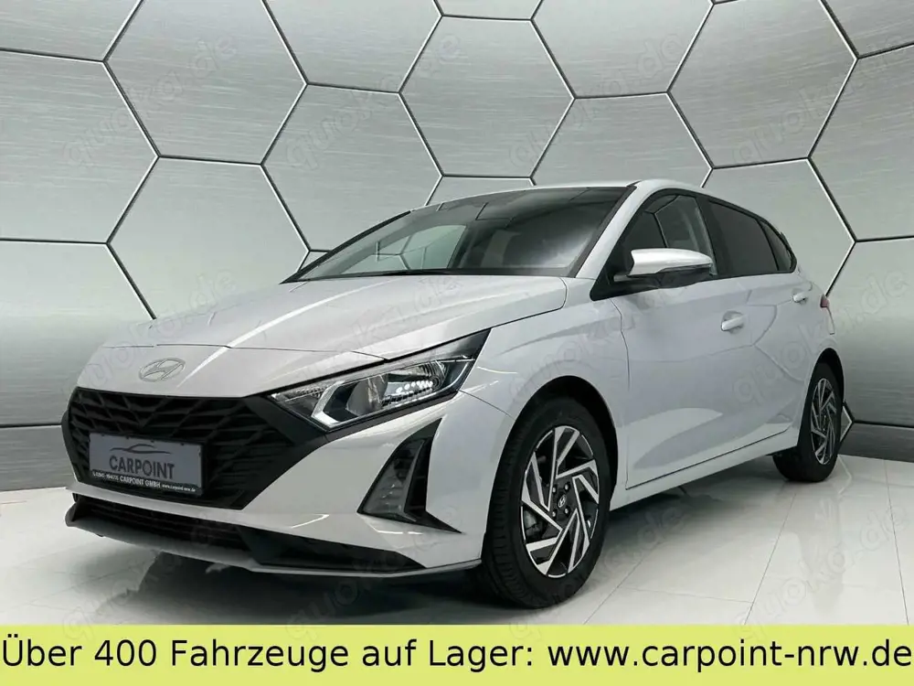 Hyundai i20 1.2 MPI GO Navi Kamera Klima Alufelgen