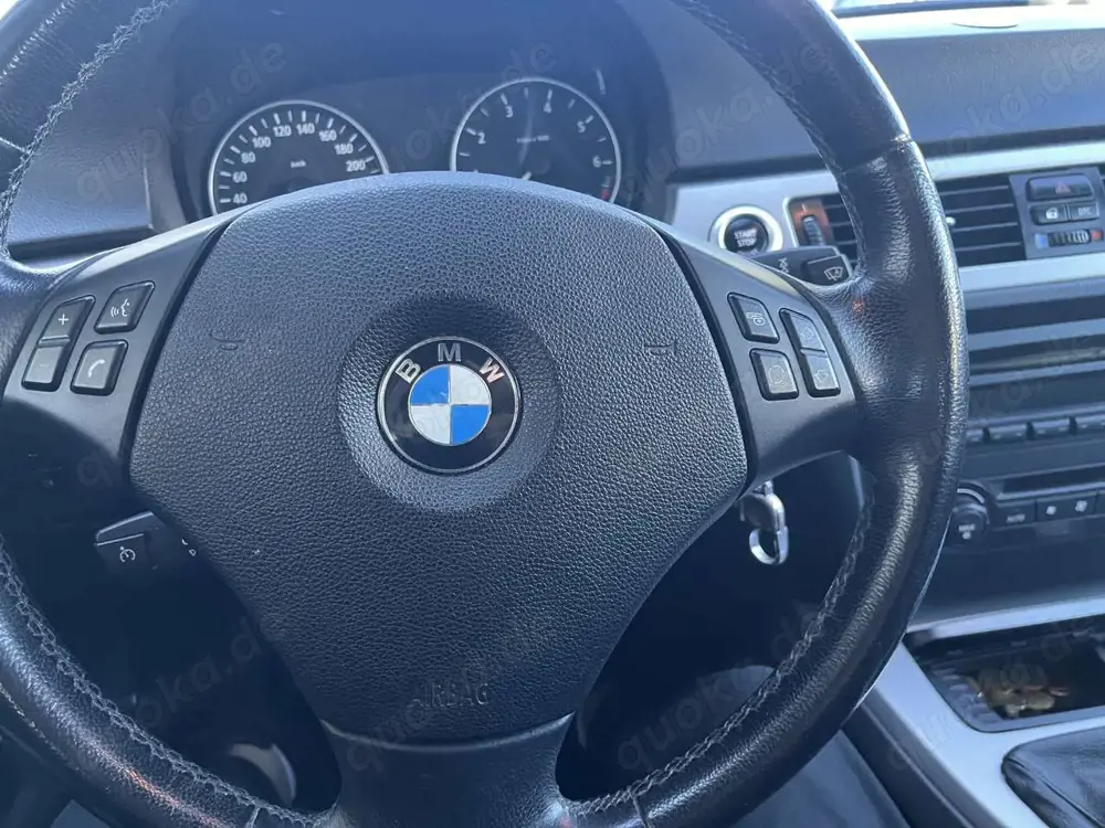 BMW 320 320i