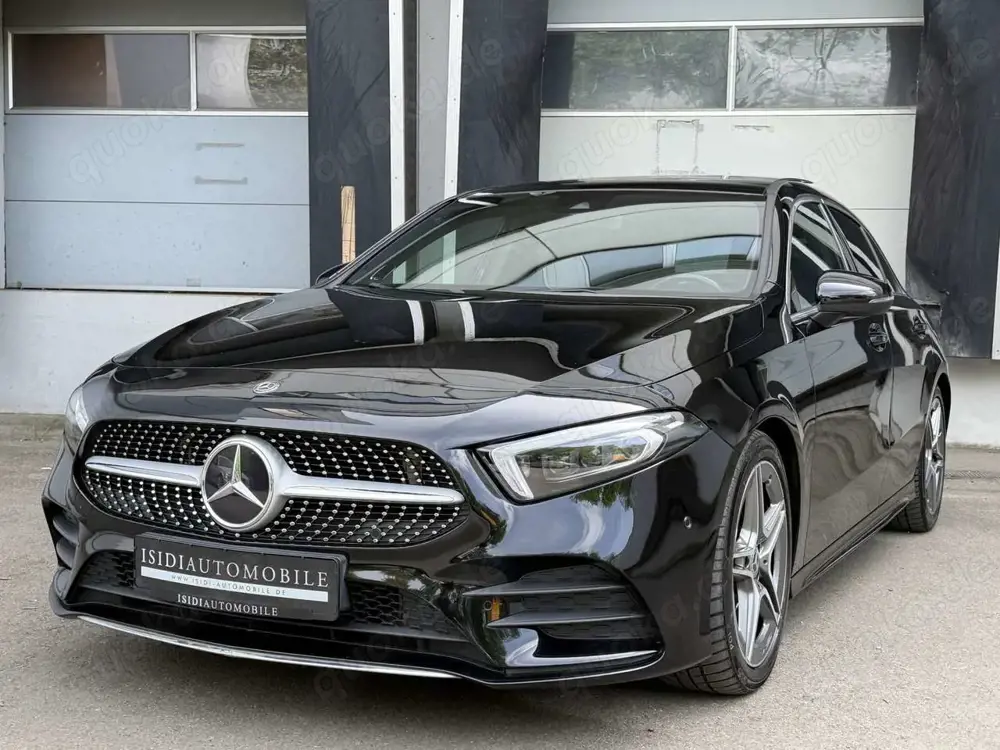 Mercedes-Benz A 180 D AMG LED MBUX Panorama Burmester Spurhalte