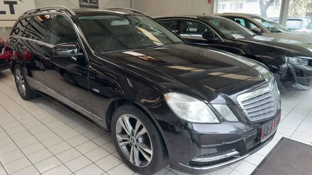 Mercedes-Benz E 220 CDI BlueEfficiency*1-Hand*TÜVneu*Service*