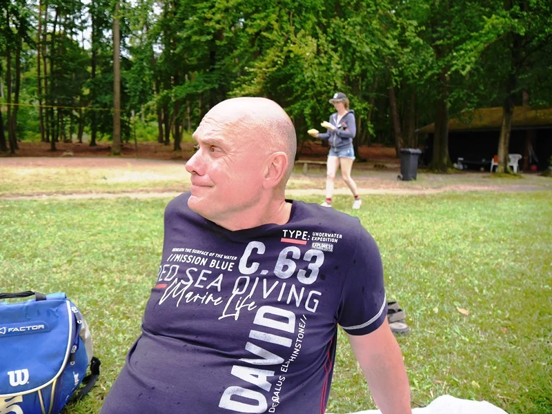 das bin ich und suche einen dicken fetten schwanz!