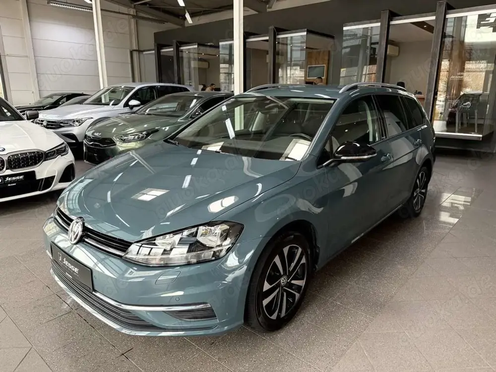 Volkswagen Golf VII 1.5 TSI IQ.DRIVE ACC CarPlay PDC
