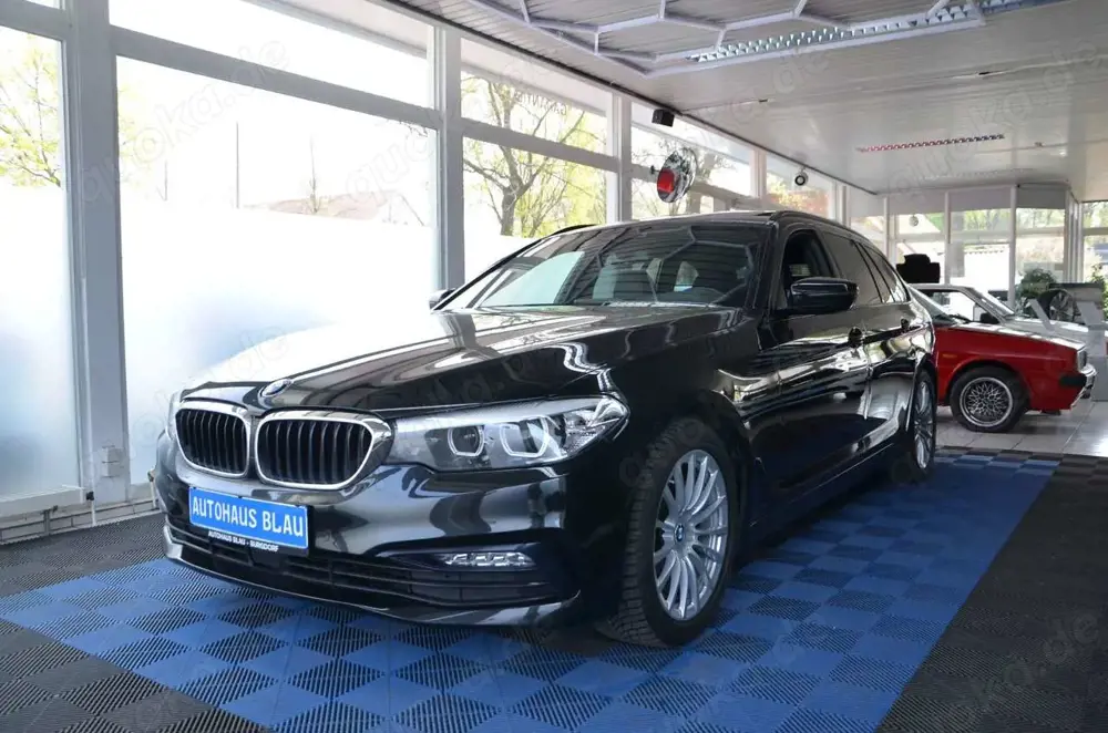 BMW 520 d xDrive Touring Sport Line *AUTOMATIK*AHK*