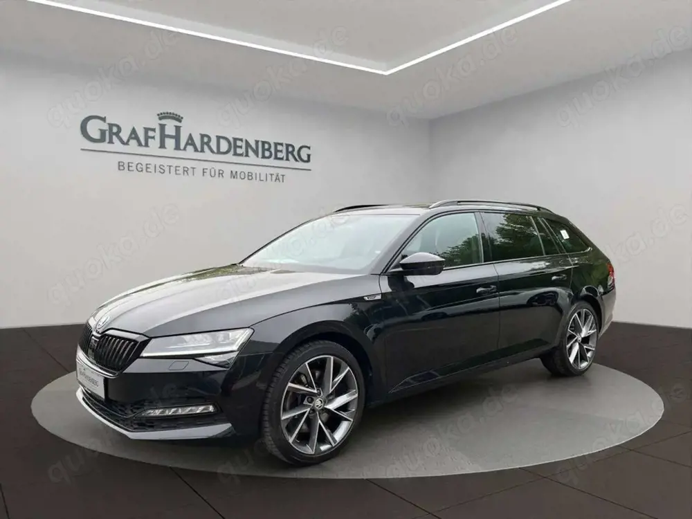 Skoda Superb Combi 2.0 TSI 4x4 DSG Sportline Pano AHK