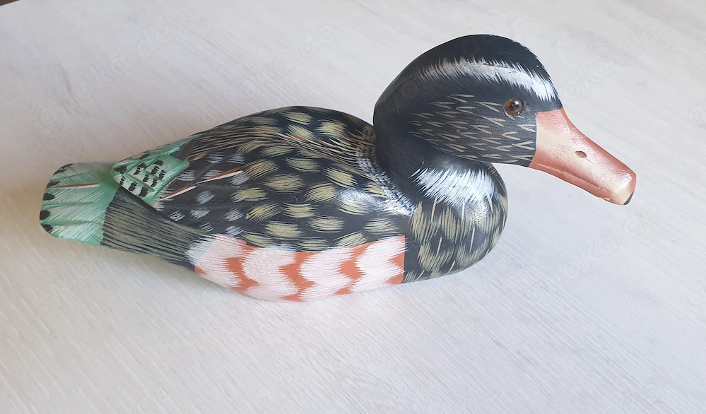 Vintage handbemalte Holzente. Hand bemalt Holz