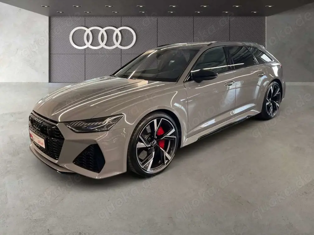 Audi RS6 quatro HuD PANO BO MATR