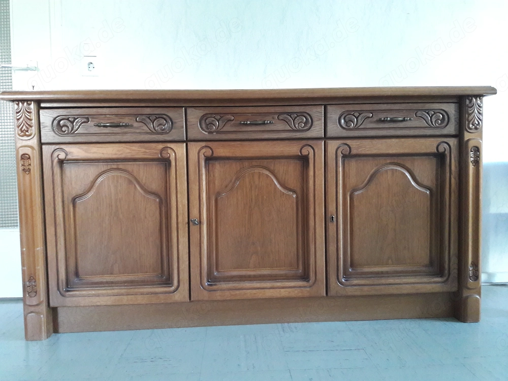 Rustikale Kommode Sideboard in Eiche von Schwabe