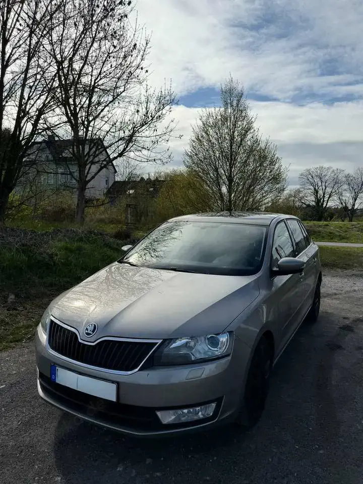 Skoda Rapid/Spaceback Rapid 1.4 TDI (Green tec) DSG Joy