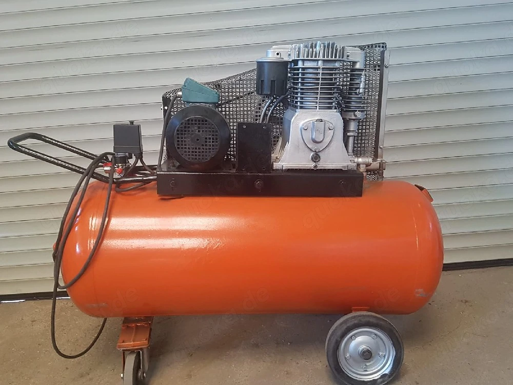 Werkstatt Kompressor 250 Liter 
