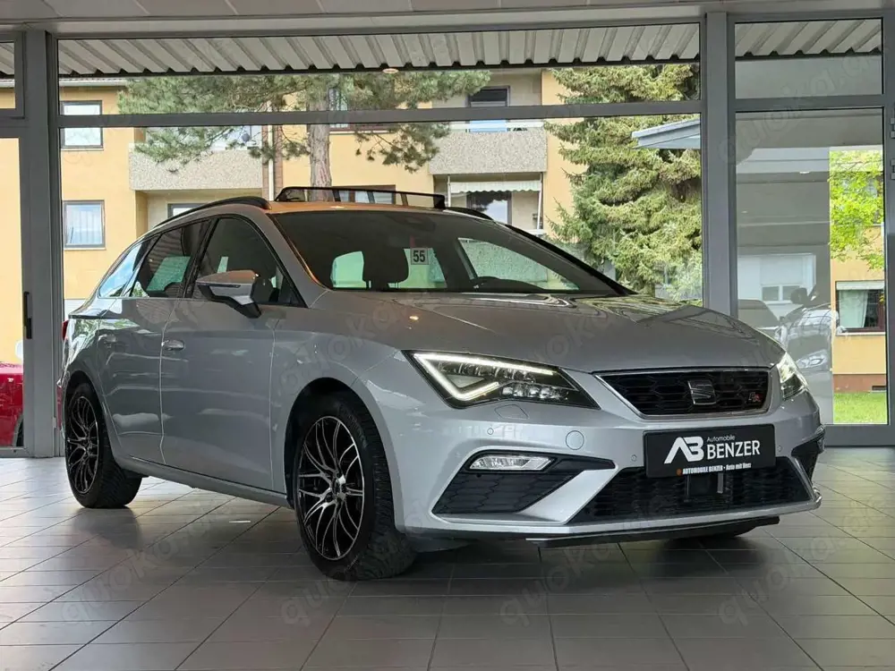 SEAT Leon ST FR//ACC/LED/PANORAMA/APPLE-CAR/KAMERA